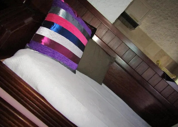 Turísticos Clube Vale Leão