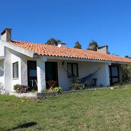 Turisticos Clube Vale Leao Tatil parkı *