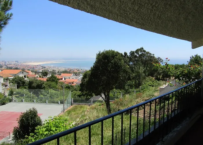 Turisticos Clube Vale Leao منتزه العطل