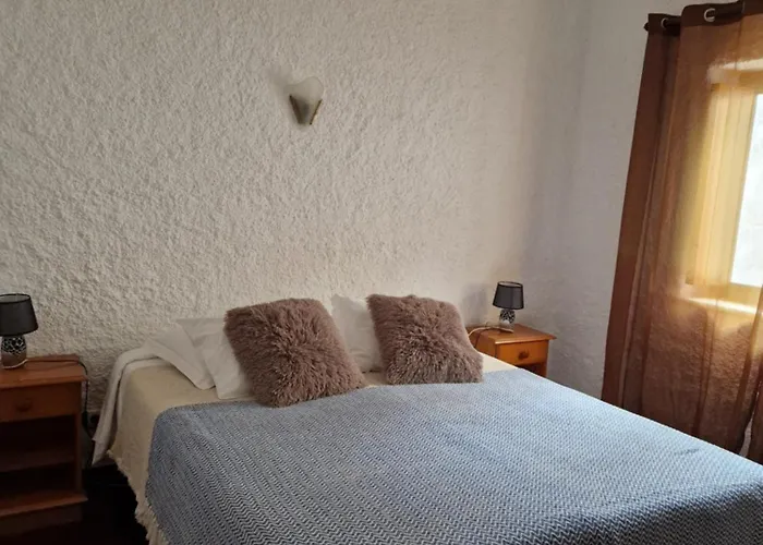 Turisticos Clube Vale Leao * فيغيورا دا فوز