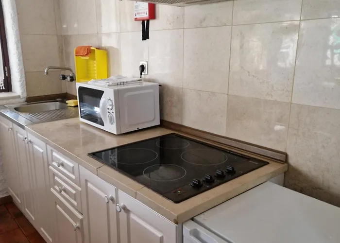 Turisticos Clube Vale Leao *